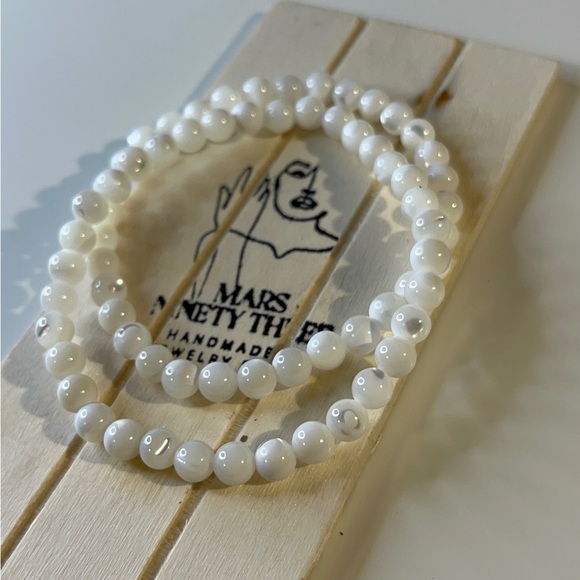 6MM MOTHER OF PEARL - Picture 4 of 7